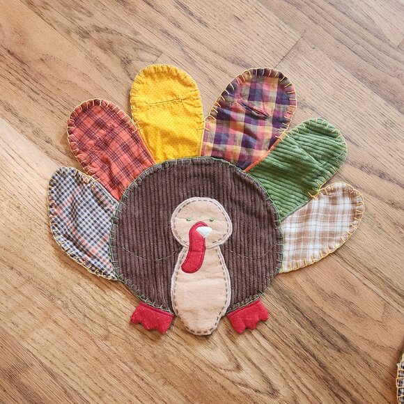 Set of 2 Pottery Barn Kids Thanksgiving turkey placemat napkin set - Picture 2 of 5
